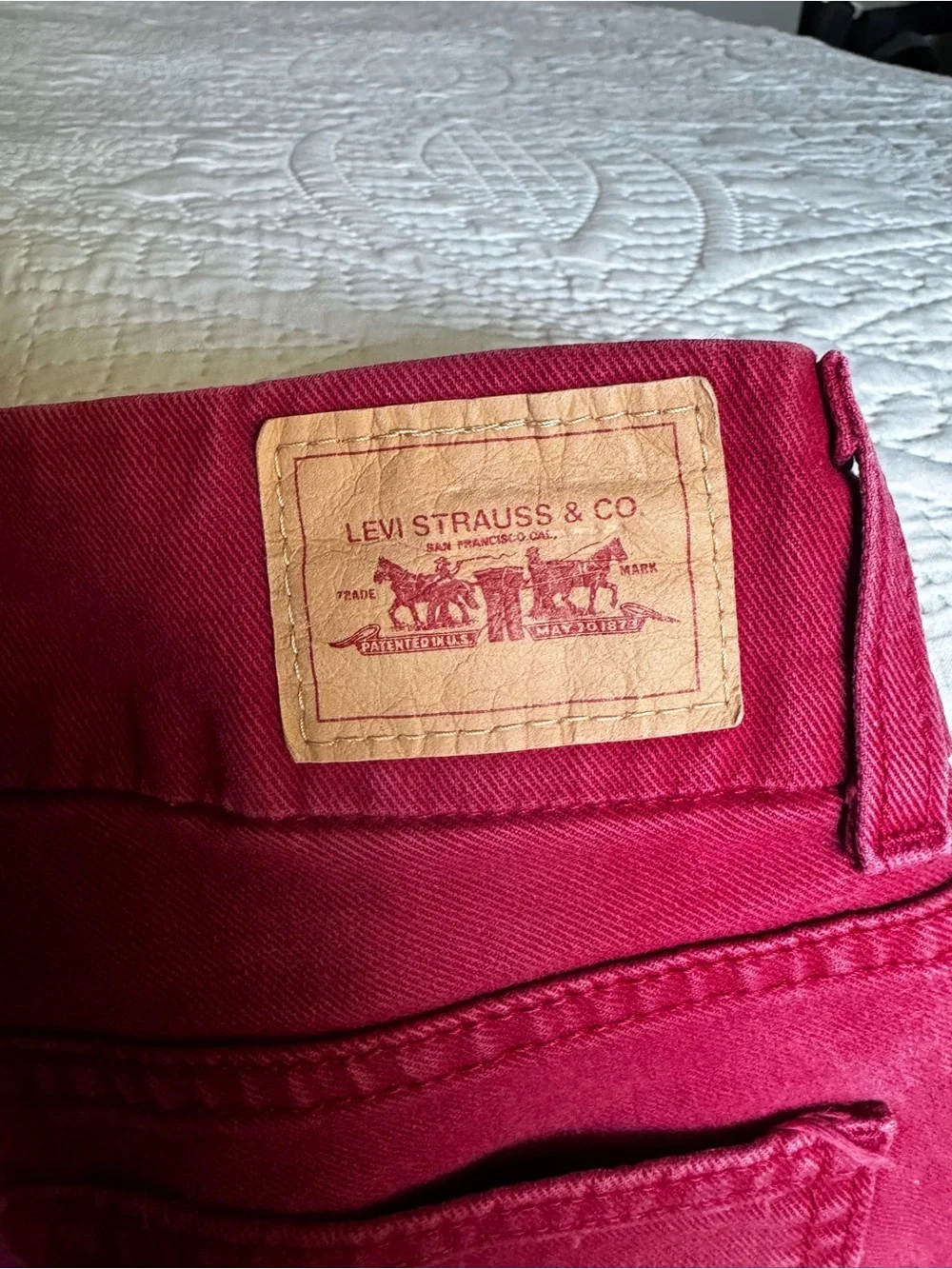 Levi’s Too Superlow Size 24 Red Bermuda Jean Shorts Y2K Low Rise Jorts